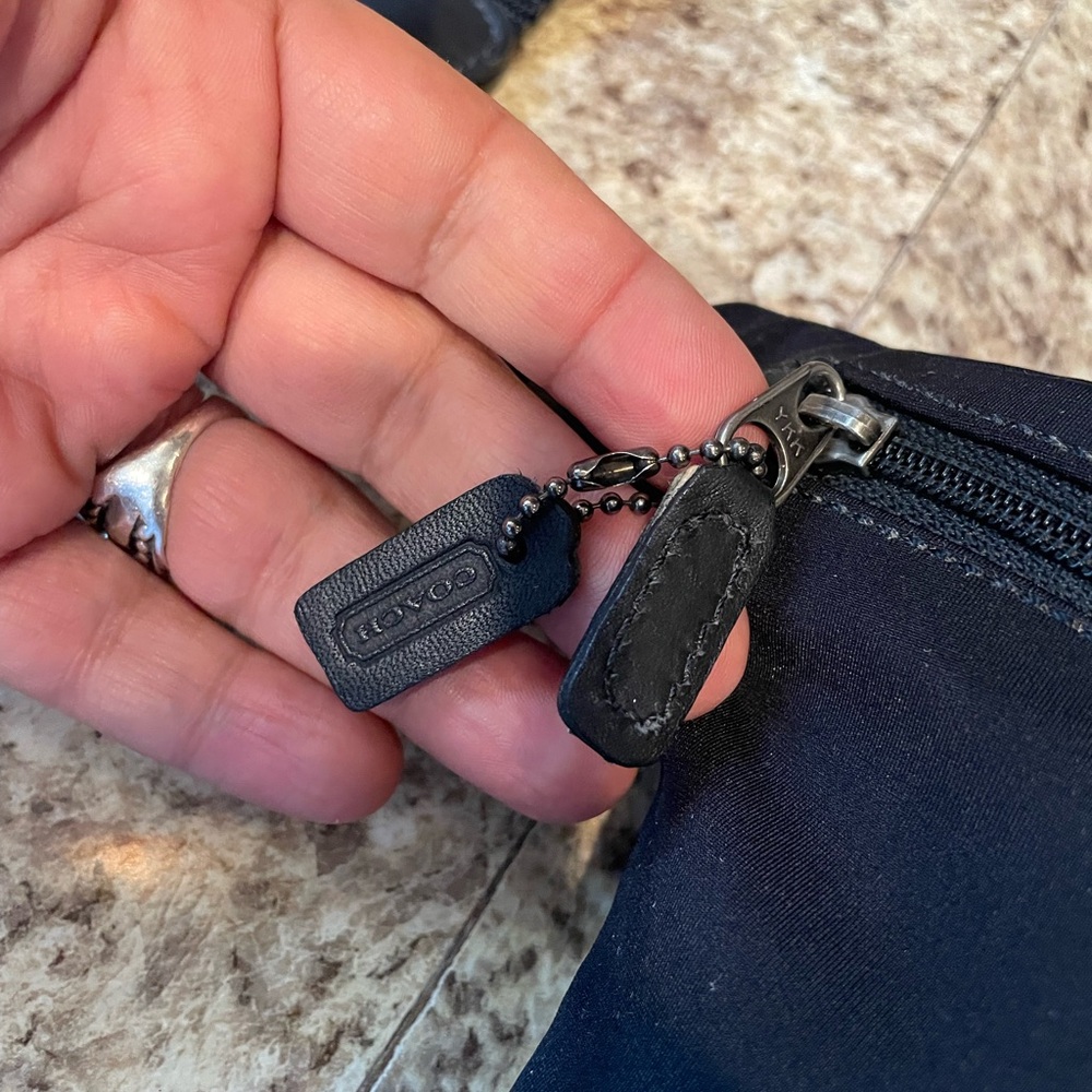Coach Black Belt Bag size sm;m - Picture 5 of 7